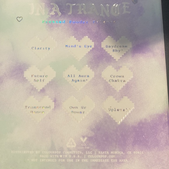 In A Trance Colourpop Presses powder palette - Picture 5 of 5